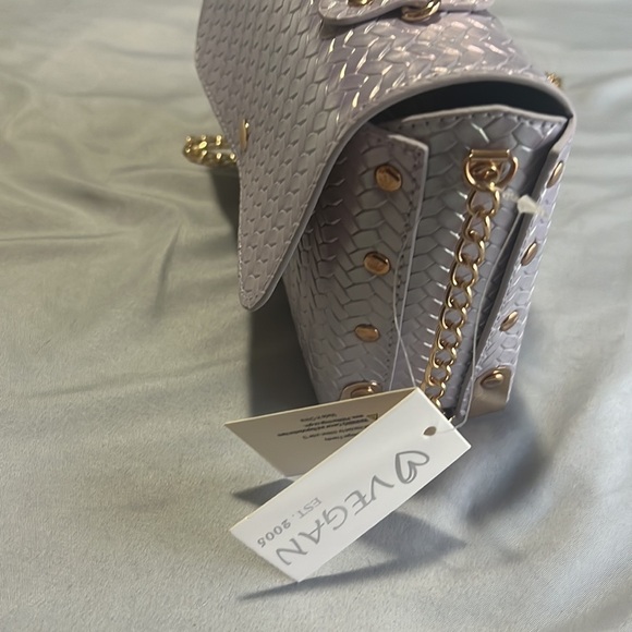 💜NEW💜 Vegan EST. 2005 Cross Body Purse - Picture 4 of 10